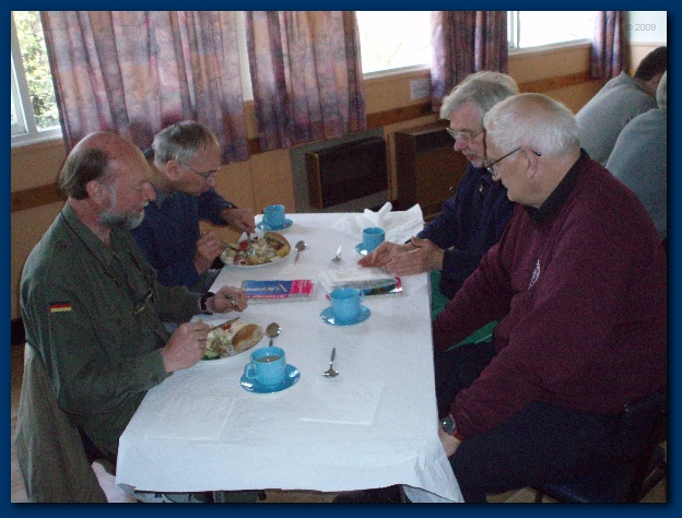 600x449 pixels (134K)